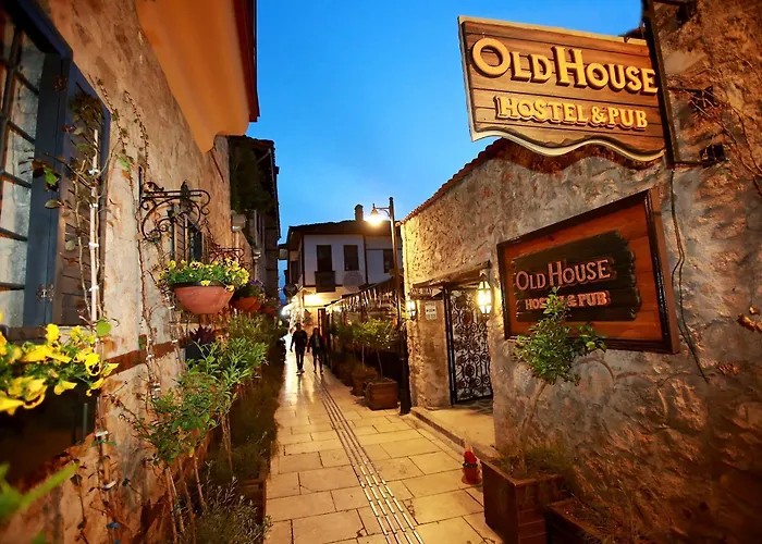 Hotel Old House Pub