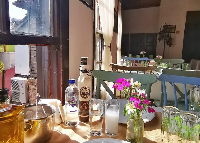Old House Pub Отель *