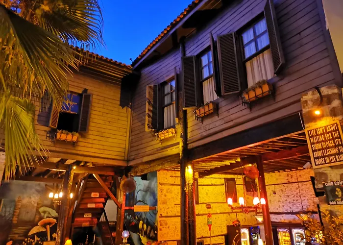 Old House Pub Отель *
