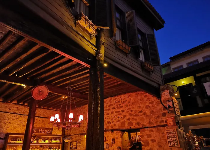 Old House Pub Antalya