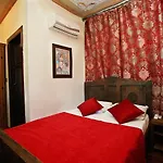 Hotel Old House Pub Antalya